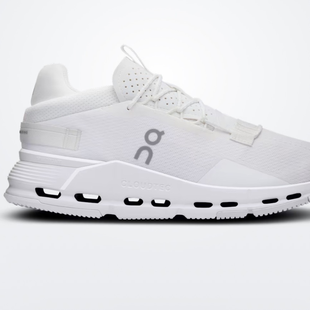 On Running Cloudnova White/Cream Sneakers